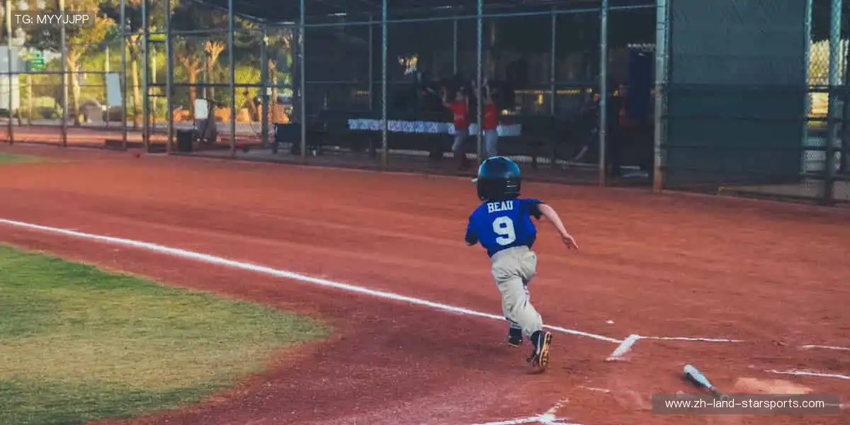 装备你的运动生活！🎯 从潮流服饰到专业器材，一站式满足你的热爱！